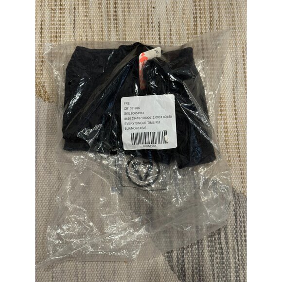 Free People Black Every Single Time Runsie Romper Size XS/S SOLD OUT $60 FP - Picture 8 of 8